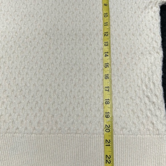 Abercrombie & Fitch Women’s Woo Blend Textured Cream Crewneck Sweater XS PREPPY - Picture 7 of 11